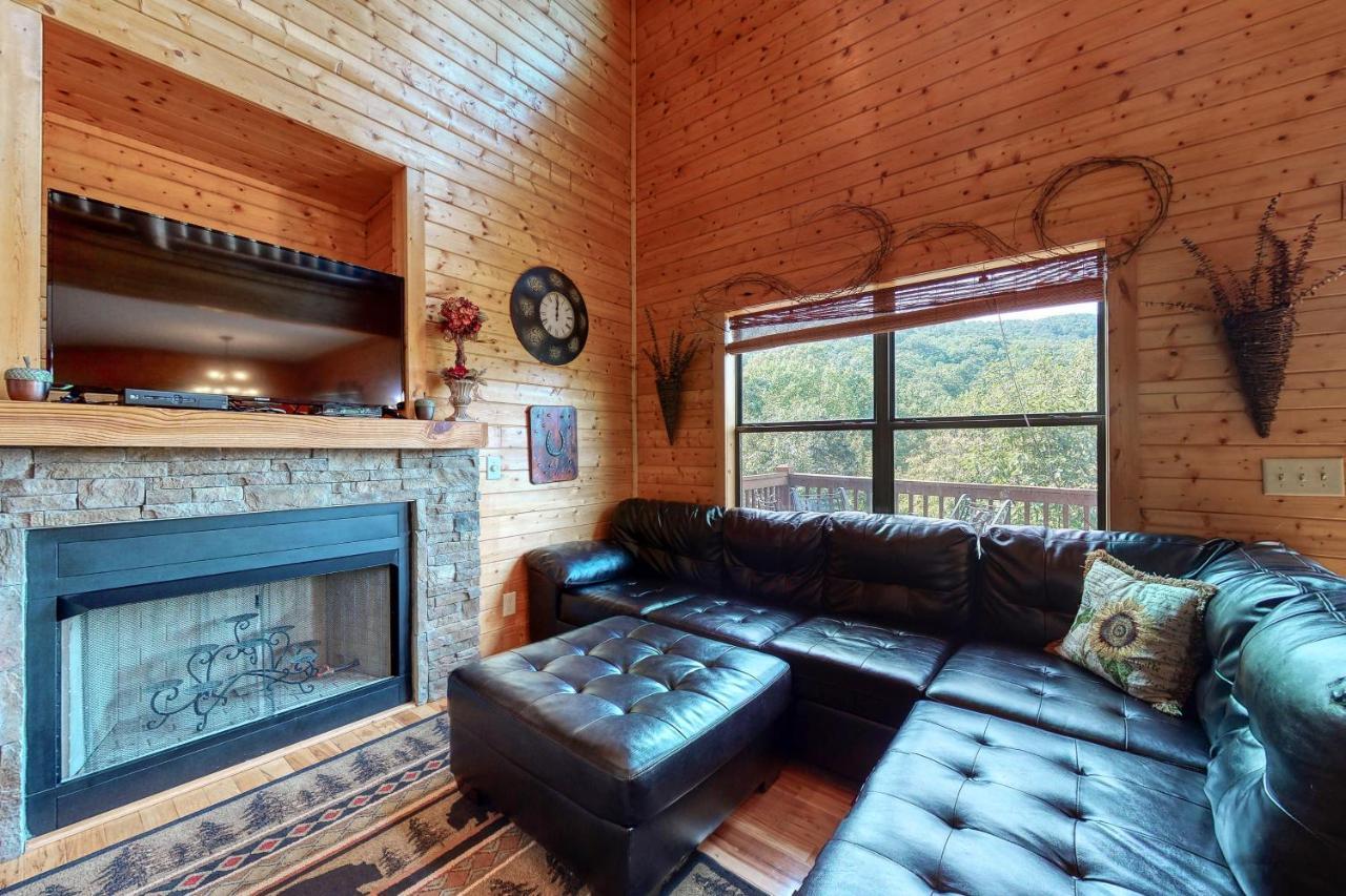 Red Roof Retreat Villa Кливланд Екстериор снимка