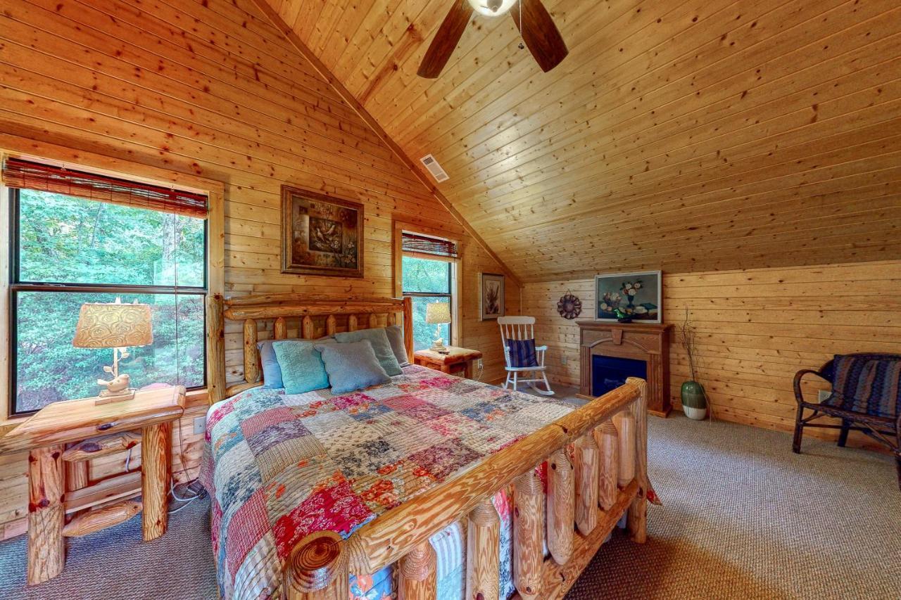 Red Roof Retreat Villa Кливланд Екстериор снимка