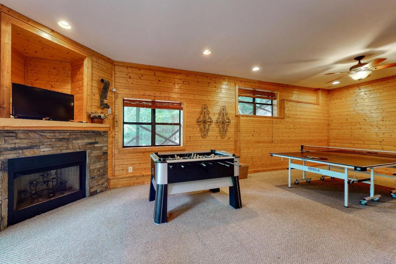 Red Roof Retreat Villa Кливланд Екстериор снимка