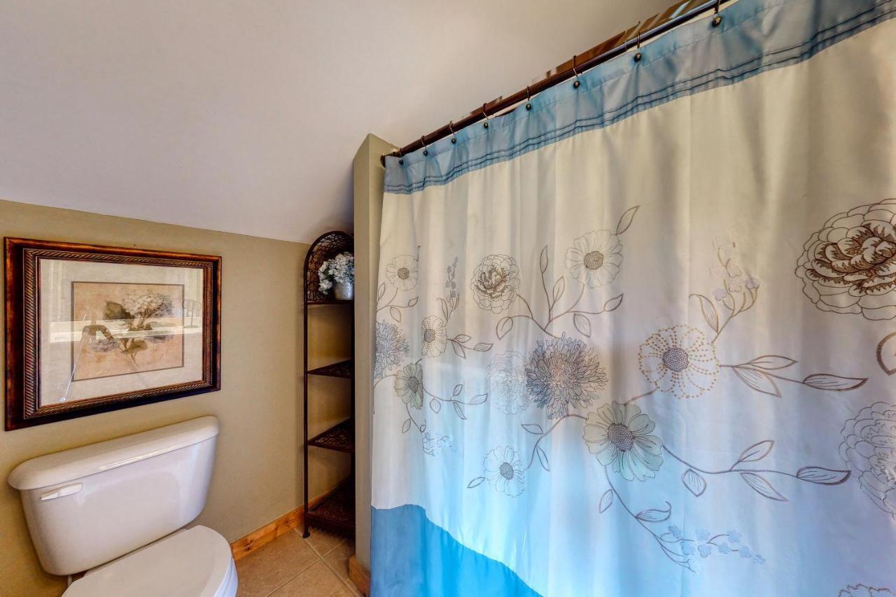 Red Roof Retreat Villa Кливланд Екстериор снимка
