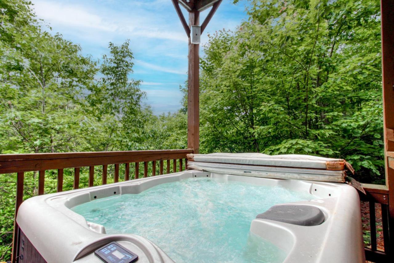 Red Roof Retreat Villa Кливланд Екстериор снимка